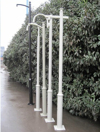 小區監(jiān)控桿